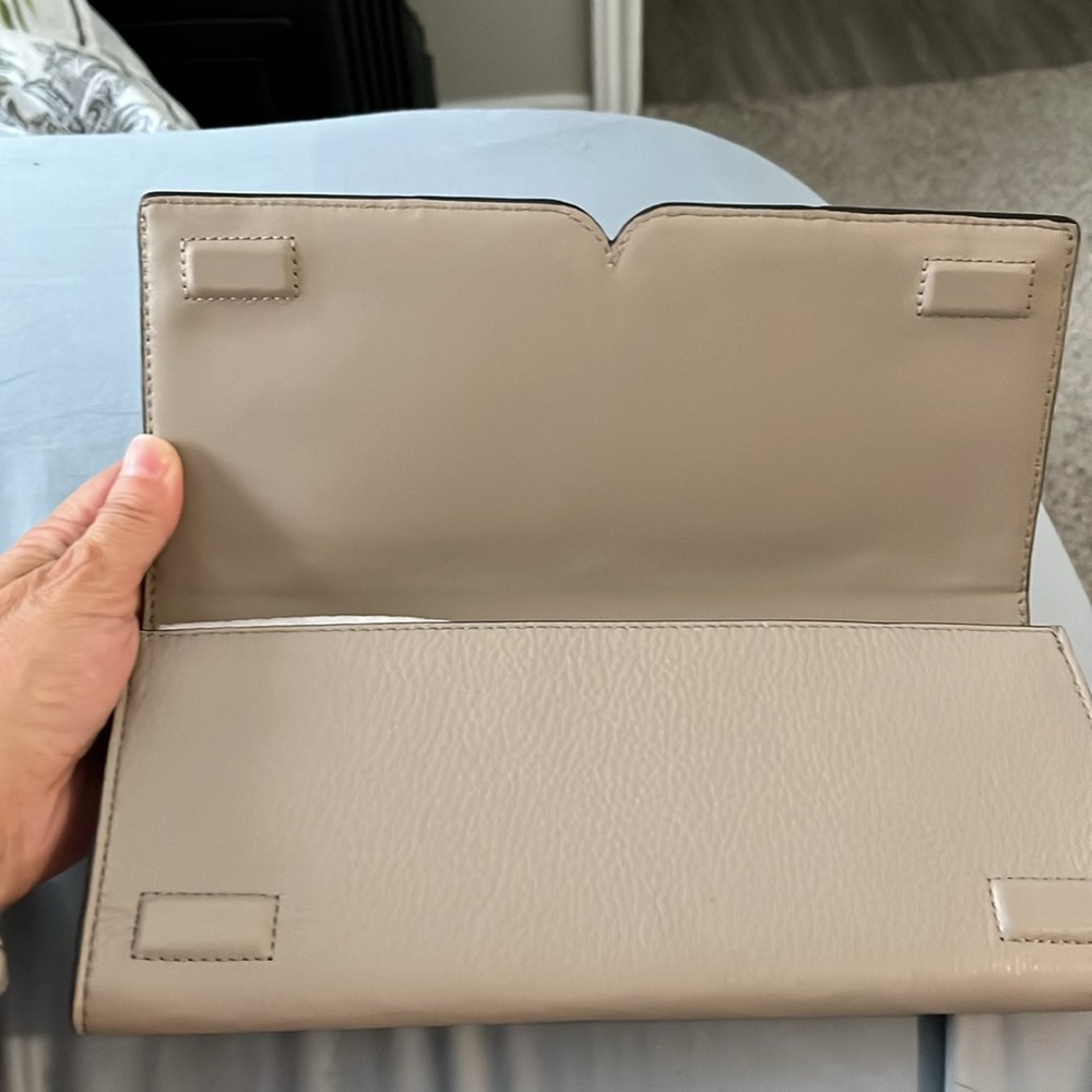Tory Burch Gray Cream Clutch - Picture 3 of 9